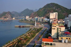 Développer le tourisme maritime sur l'île de Cat Ba 