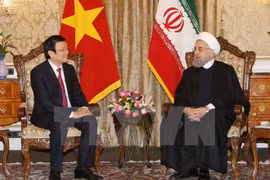 Entretien entre les présidents vietnamien et iranien