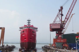 Mise à flot d’un ravitailleur de plate-forme de 3.850 tonnes