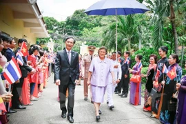 La princesse thaïlandaise en visite à l'ambassade du Vietnam 