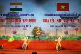 Ouverture du 8e festival d'amitié populaire Vietnam-Inde à Hanoi