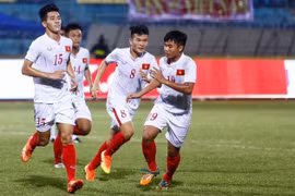 Vietnam et Japon stimulent la coopération dans le développement du football