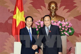Renforcement des relations parlementaires Vietnam-Laos