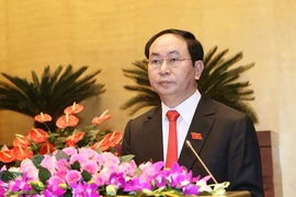 Le chef de l’Etat Tran Dai Quang se rend à Ninh Binh