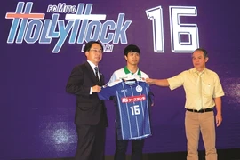 J-League 2: l’attaquant Công Phuong titulaire contre le club Kanazawa
