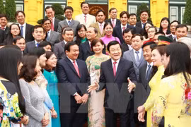 Nouvelle ruralité: échanges entre le président et des responsables de Cu Chi