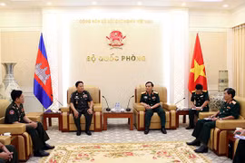 Armée : Vietnam et Cambodge coopèrent dans la législation
