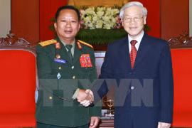 Approfondir l'amitié traditionnelle, la solidarité spéciale et la coopération intégrale Vietnam-Laos