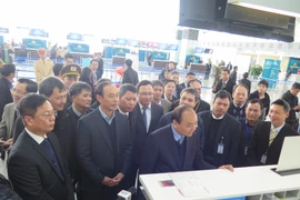 Le vice-PM Nguyên Xuân Phuc demande d’assurer la sécurité absolue des vols