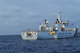 228 pêcheurs arrêtés en Indonésie sont rentrés sains et saufs au Vietnam