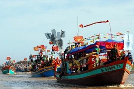 La cérémonie d'accueil de la Baleine de Ben Tre inscrite au patrimoine national