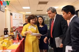 Présentation de produits vietnamiens en Italie