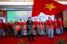 Les sportifs vietnamies partent pour les Jeux paralympiques de Rio 2016 