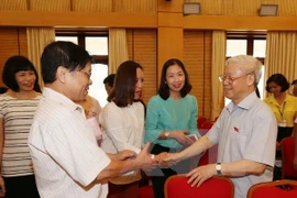 Le secrétaire général Nguyen Phu Trong à l’écoute des électeurs de Hanoi