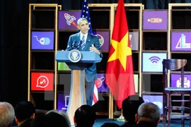 Barack Obama rencontre de jeunes entrepreneurs à Ho Chi Minh-Ville