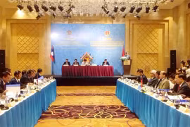 Les polices Vietnam-Laos intensifient la coopération dans la lutte contre la criminalité