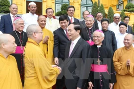 Promotion du rôle des religions dans l'édification, la protection et le développement du pays