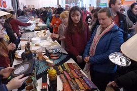 Le Vietnam participe au Marché caritatif de Noël en Slovaquie