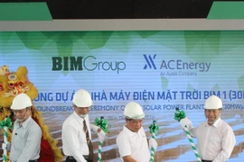 Mise en chantier de la première centrale photovoltaïque à Ninh Thuan 