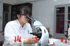 Trois médailles d’or pour le Vietnam lors des Olympiades internationales de biologie 2018