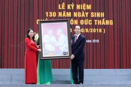 Célébration du 130è anniversaire de la naissance du Président Ton Duc Thang 