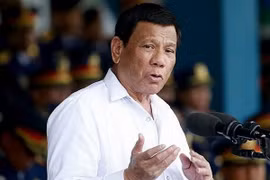 Le président philippin veut fermer toutes les mines du pays