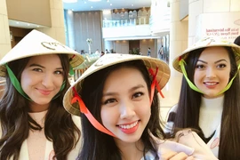 Miss International 2018: les candidates adorent le chapeau conique du Vietnam