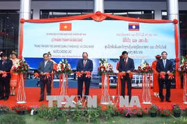 Laos : inauguration d'un centre de formation construit avec l'aide du Vietnam