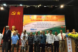 L'Inde finance un projet de prothèses pour des amputés à Vinh Phuc et Phu Tho
