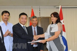 Première société vietnamienne implantée dans la zone spéciale cubaine de développement de Mariel 