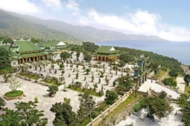 La pagode Linh Ung – Bai But à Da Nang