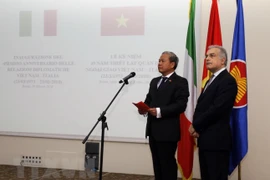 Les 45 ans des liens diplomatiques Vietnam-Italie célébrés à Rome