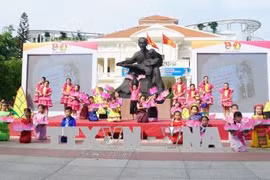 Anniversaire de la naissance du Président Hô Chi Minh : des commémorations dans tout le pays