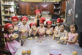 Mi-automne: un atelier de fabrication de gâteaux de lune pour les enfants