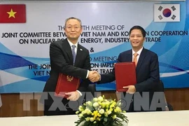 Vietnam et R. de Corée visent 100 milliards de dollars d'échanges commerciaux en 2020