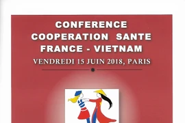 Conférence sur la coopération franco-vietnamienne dans le domaine de la santé 