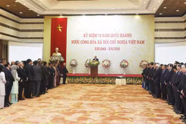 Le PM et son épouse donnent un banquet à l'occasion de la Fête nationale