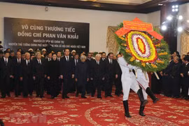 Les funérailles nationales pour l’ex-PM Phan Van Khai en images
