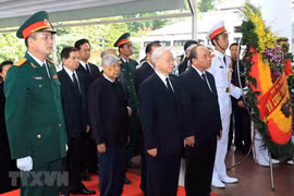 Célébration solennelle des funérailles nationales pour le président Trân Dai Quang