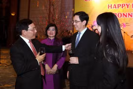 Tet traditionnel : rencontre avec le corps diplomatique étranger à Hanoï