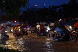 Inondations dans plusieurs sites de la capitale Hanoï