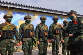 Army Games : un général russe apprécie les compétences de tireurs vietnamiens