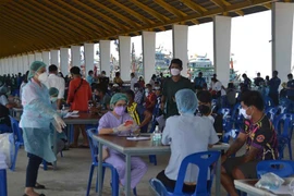 Thaïlande: prolongation des permis de travail des travailleurs de trois pays