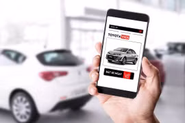 Les constructeurs automobiles se mettent à la vente en ligne