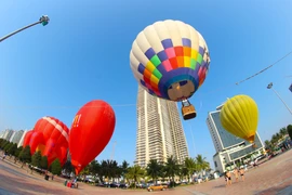 Des médias étrangers mettent en lumière la réouverture du tourisme international du Vietnam