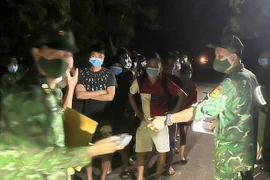 La province de Long An accueille 34 migrants illégaux vietnamiens du Cambodge