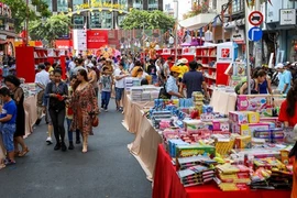 La rue des livres du Têt 2021 : "La connaissance se connecte à l'avenir"