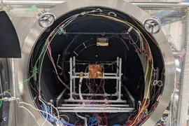 Achèvement du test final pour le satellite vietnamien NanoDragon au Japon