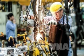 Vietnam Briefing: Le Vietnam attrayant pour la délocalisation de la production