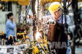 Vietnam Briefing: Le Vietnam attrayant pour la délocalisation de la production